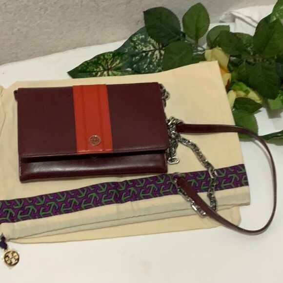 TORY BURCH Red orange Leather Robinson Chain Link Crossbody Wallet - Picture 1 of 16
